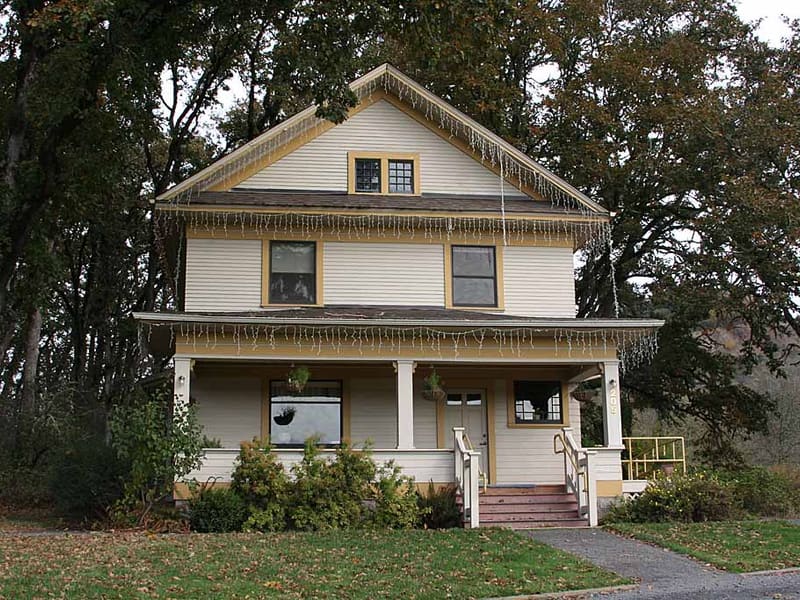 American foursquare house exterior
